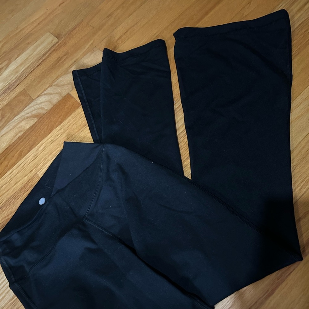 Yogalicious Lux Madison 7/8 Flare Pants in Black